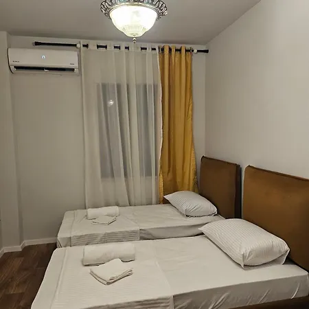 Xplore Xpress Center Spacious *